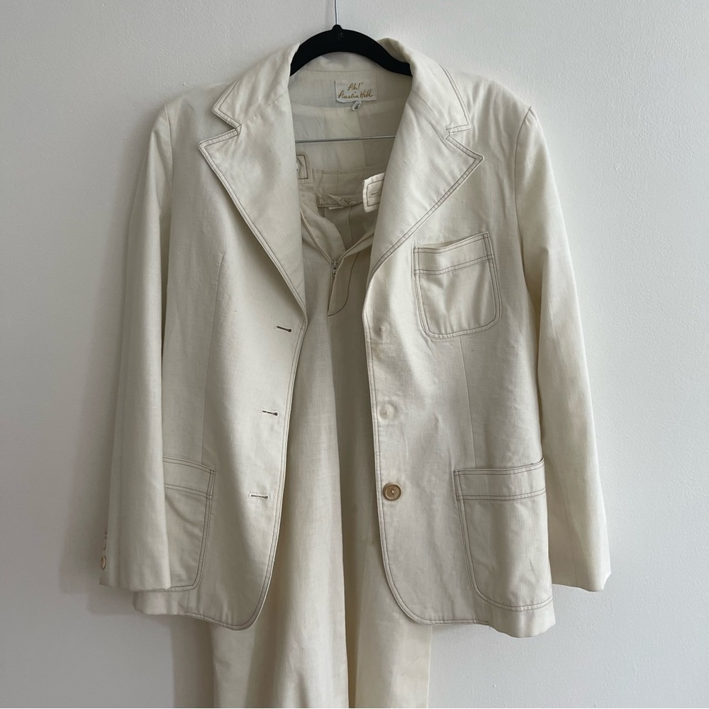White Linen Suite